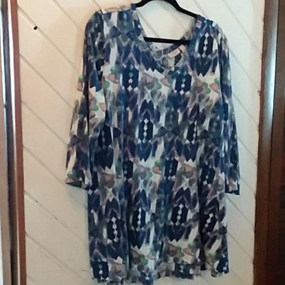 Logo tunic